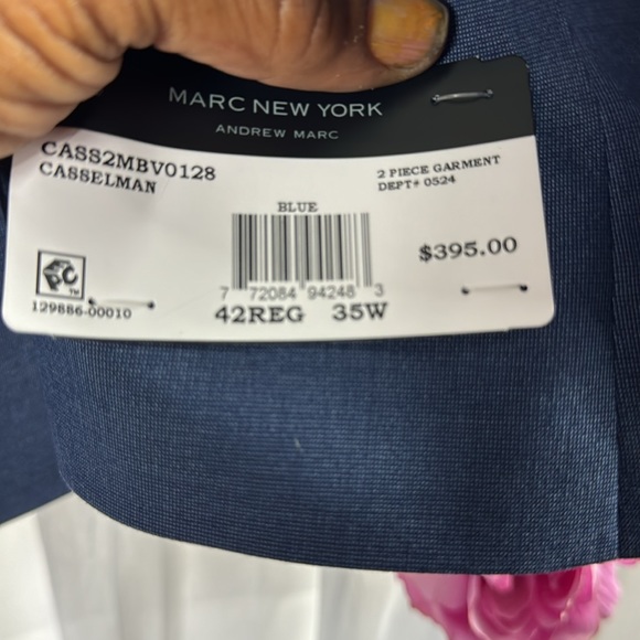 From macys Marc New York brand new with tags has a finished hem - Picture 9 of 9